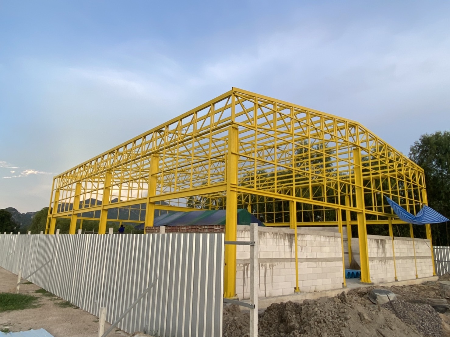 อาคารโครงสร้างเหล็กTRUSS